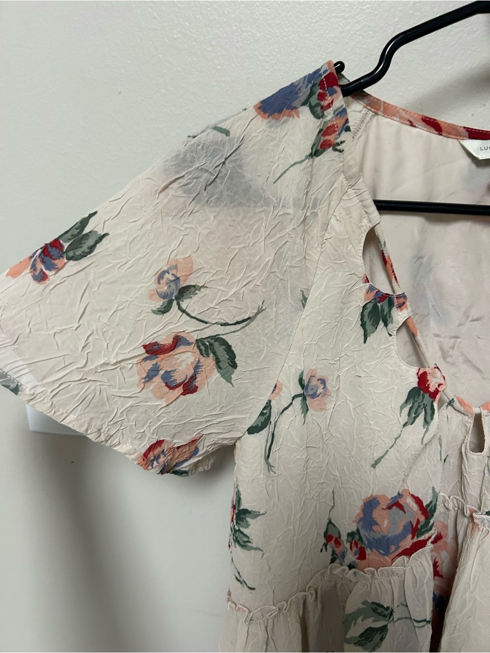 Lucky Brand Floral Peplum Blouse Small Cream Flutter Sleeve Lined Cottagecore - Picture 3 of 8